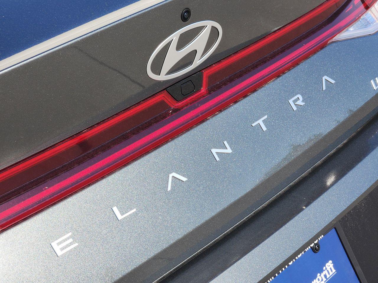 New 2026 Amazon Gray Hyundai Limited image 8