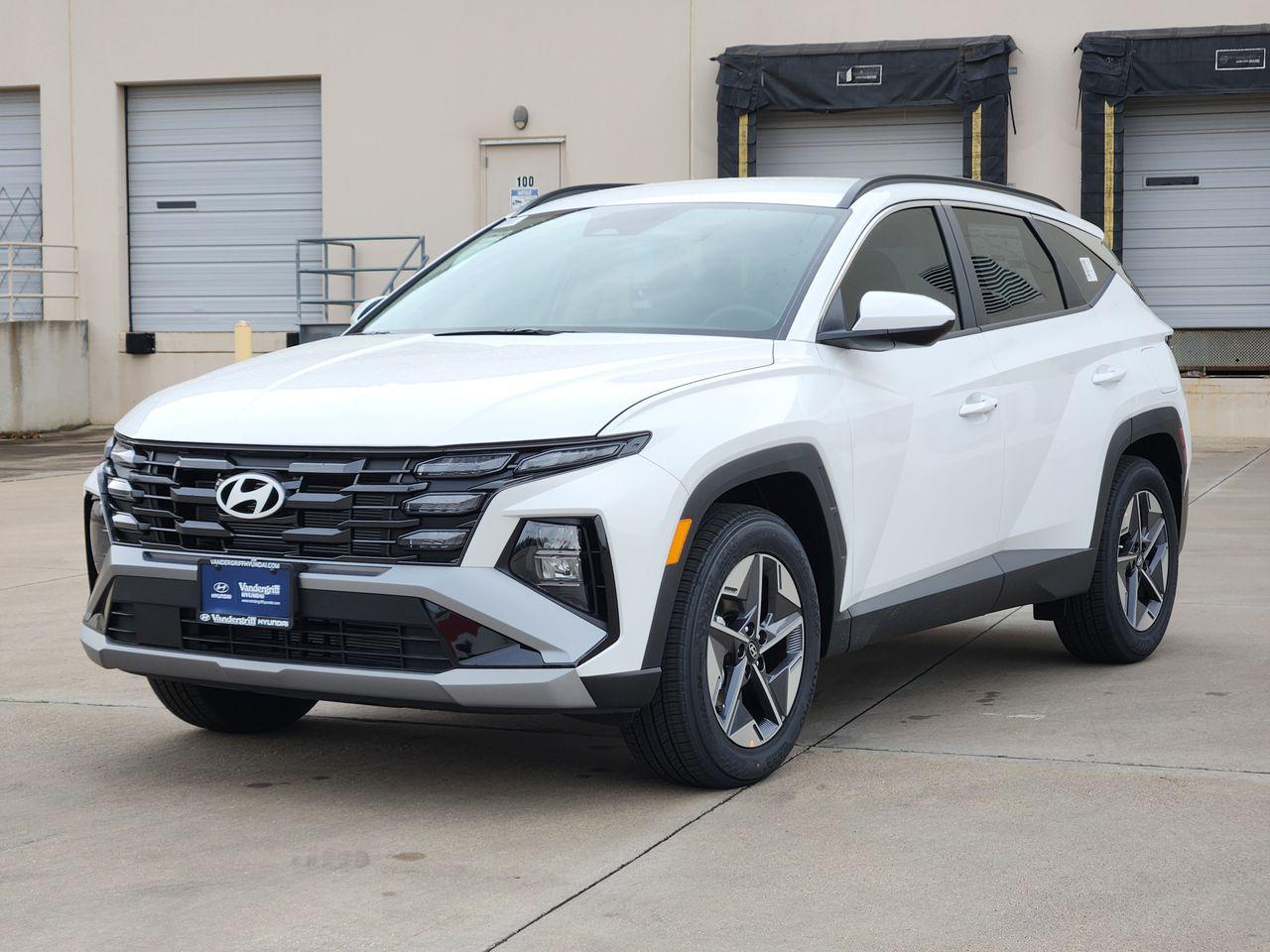 New 2026 W6H White Hyundai SEL FWD image 2