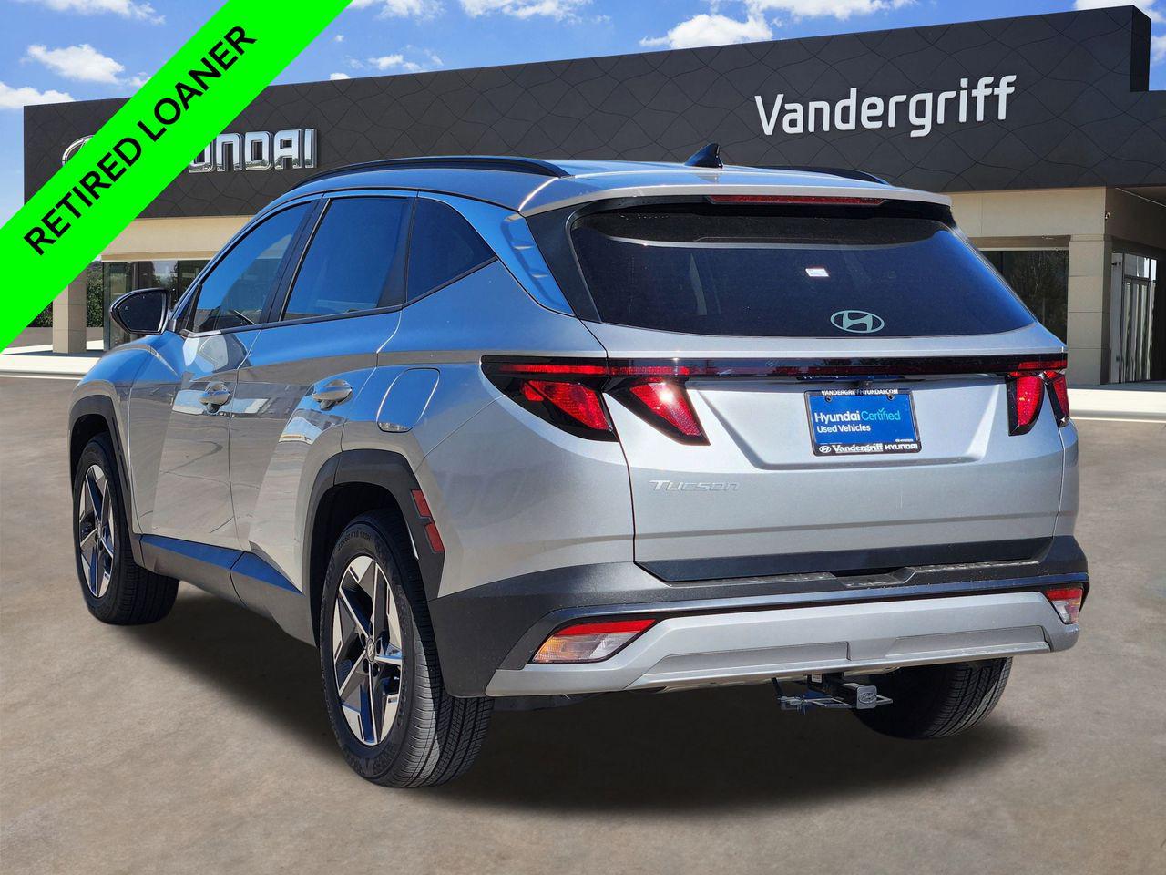 New 2025 Shimmering Silver Hyundai SEL FWD image 3