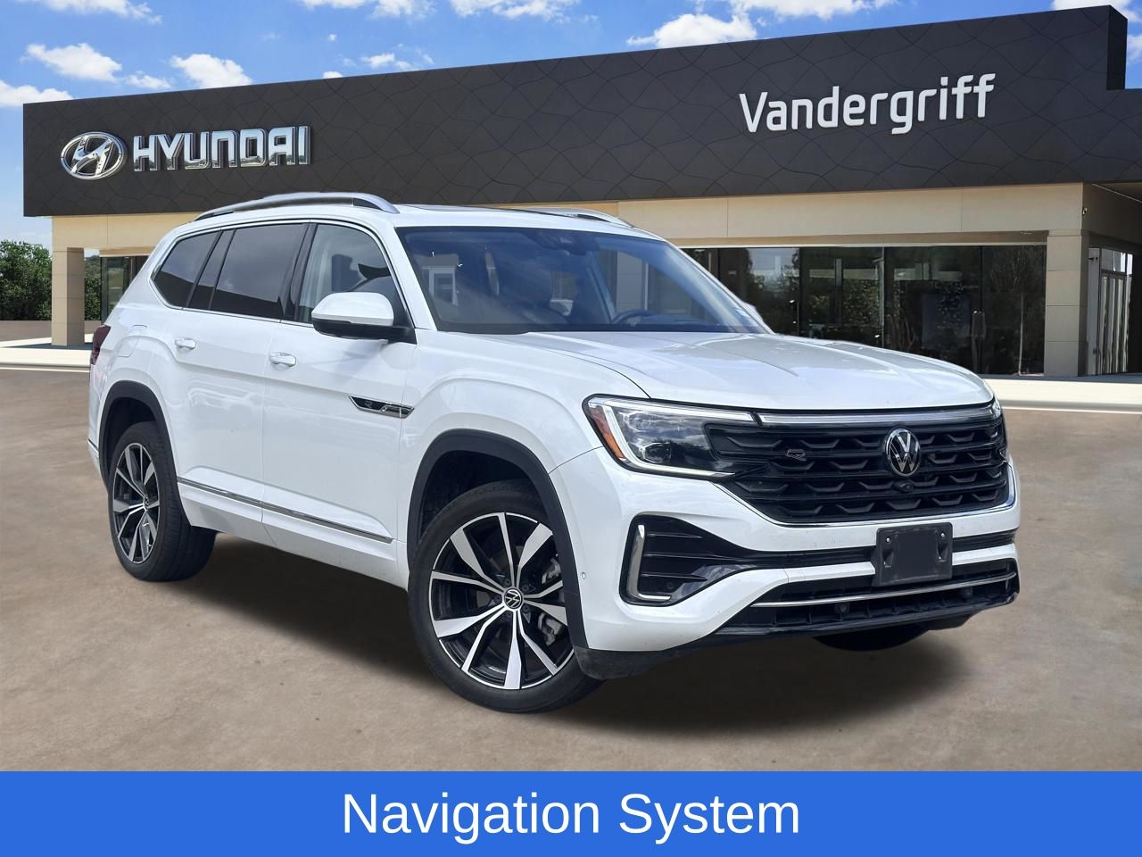 2024 Volkswagen Atlas 2.0T SEL Premium R-Line 4MOTION's photo