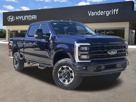 2024 Ford F-250SD Lariat Truck Crew Cab