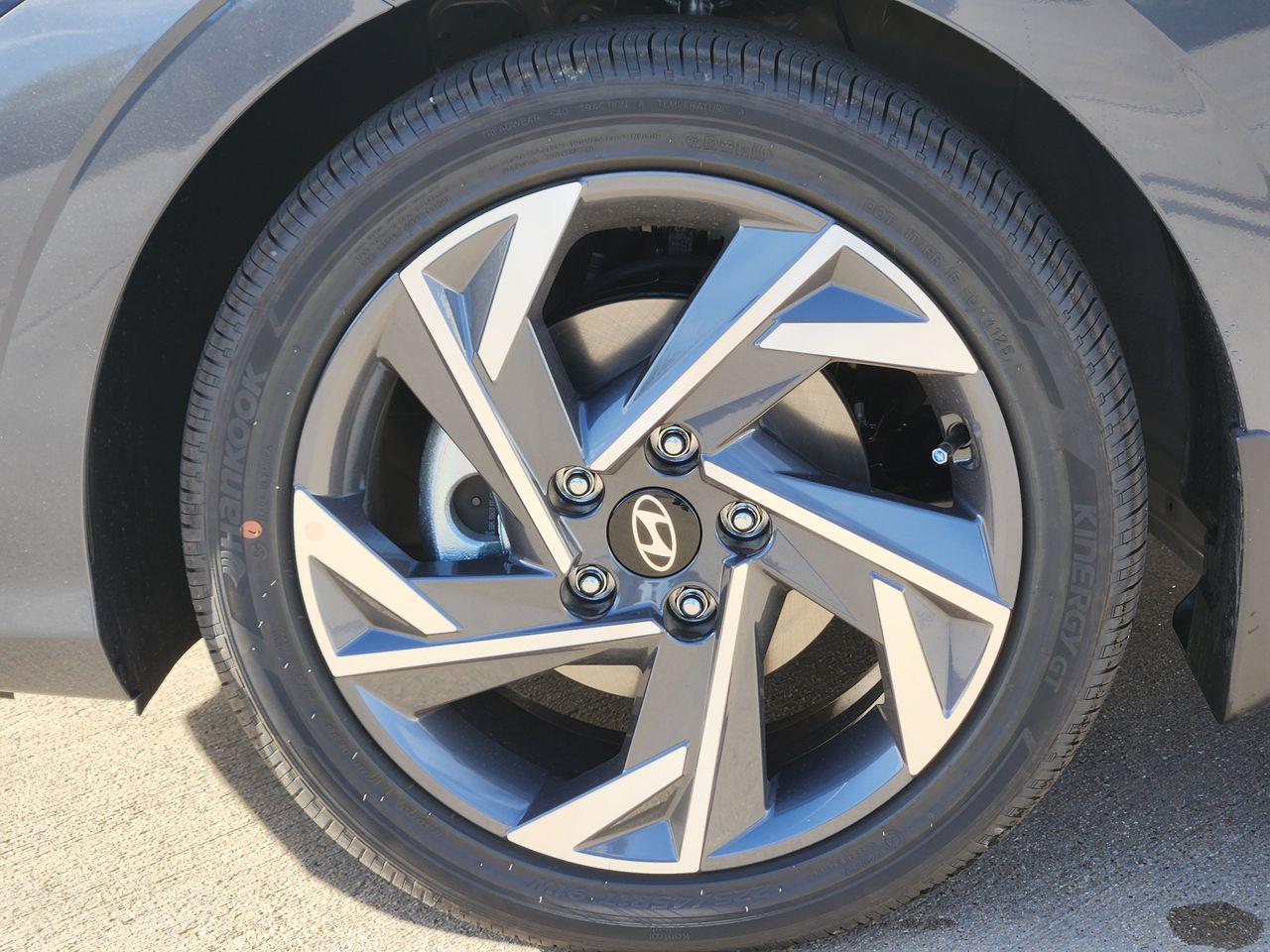 New 2026 PE2 Gray Hyundai Limited image 7