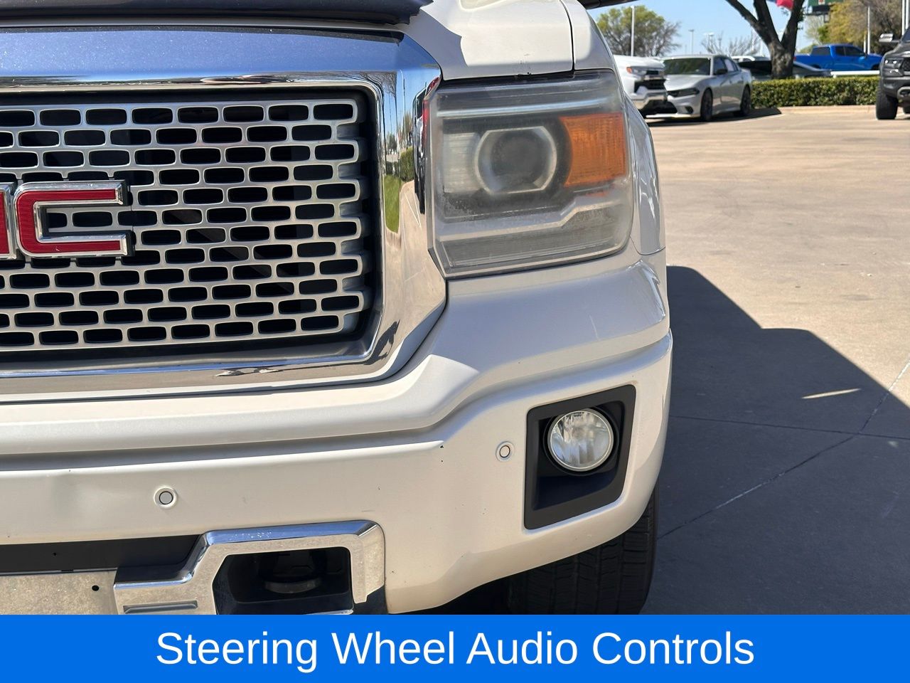 Used 2015 White Diamond Tricoat GMC Denali image 6