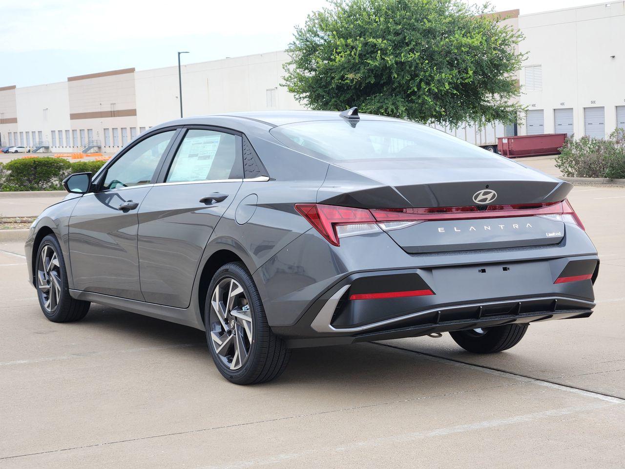 New 2026 Ecotronic Gray Hyundai Limited image 3