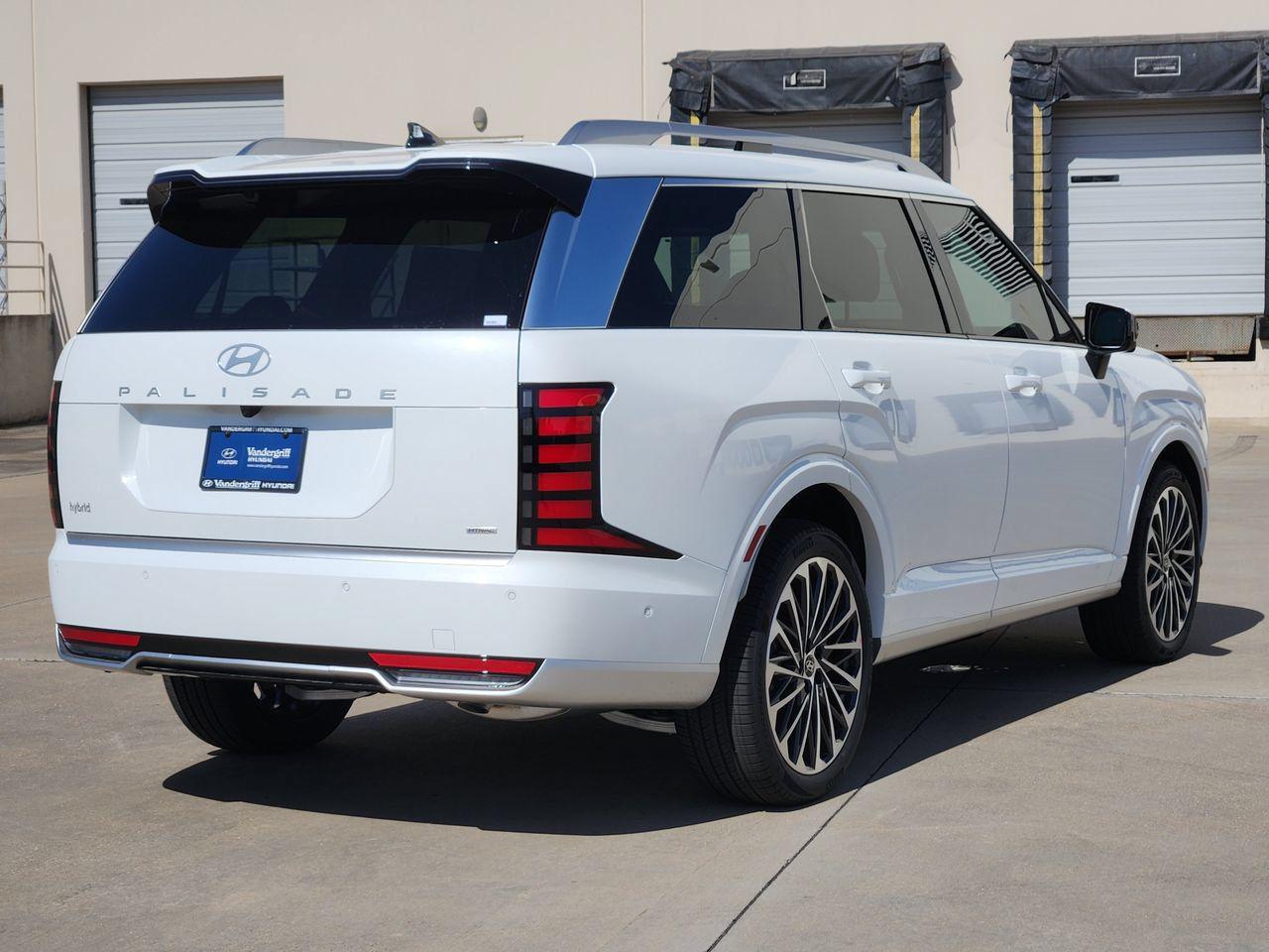New 2027 Creamy White Pearl Hyundai Calligraphy image 4