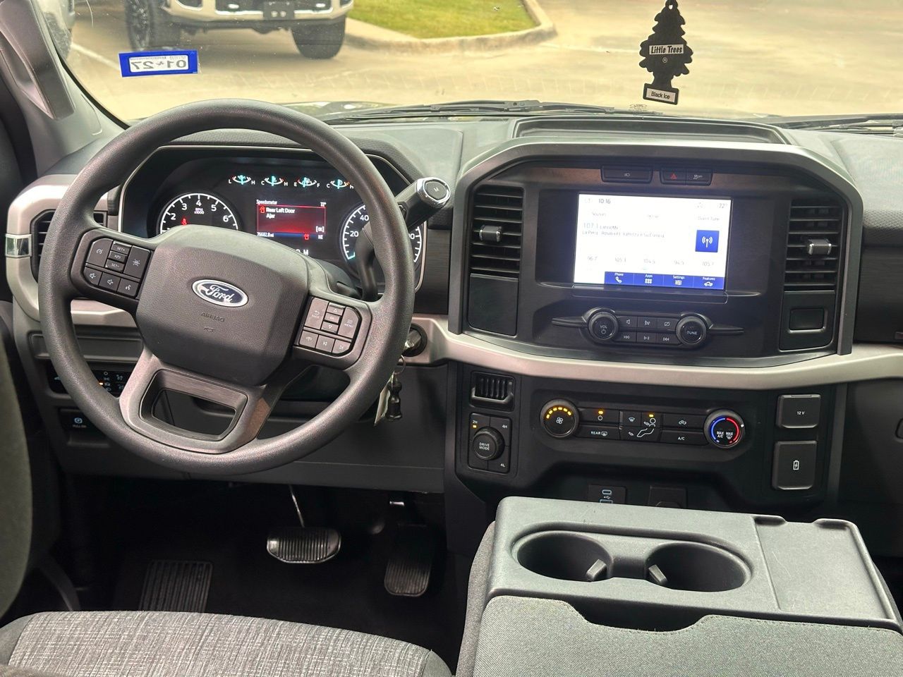 Used 2023 Gray Metallic Ford XLT image 19