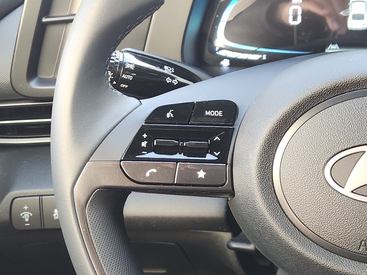 New 2026 W6H White Hyundai SEL Sport image 26