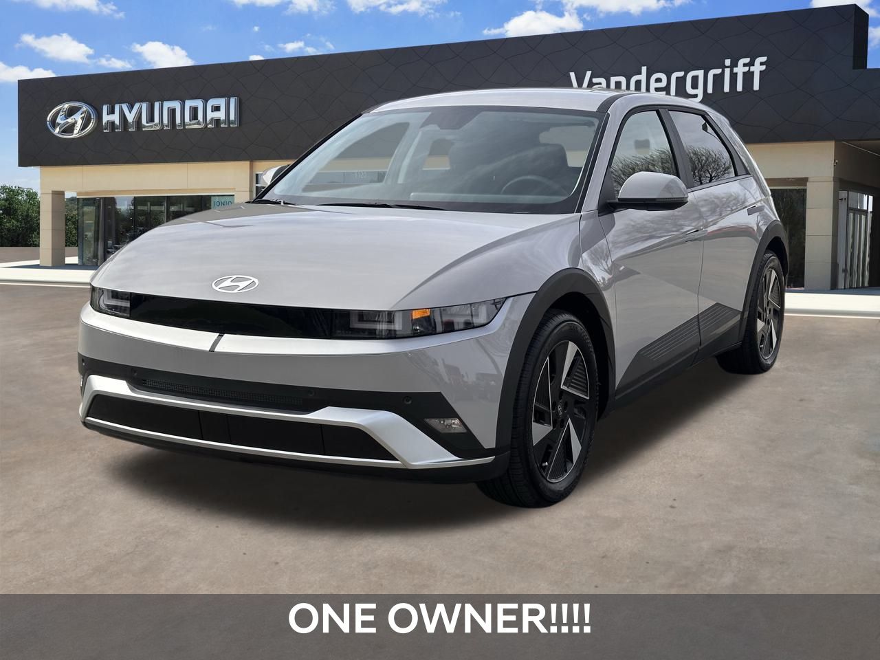 Certified 2025 Hyundai IONIQ 5 SE with VIN 7YAKM4DAXSY004934 for sale in Arlington, TX