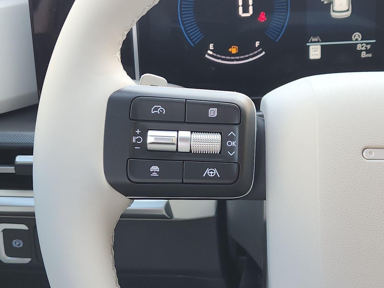 New 2027 Ecotronic Gray Hyundai SE FWD image 26