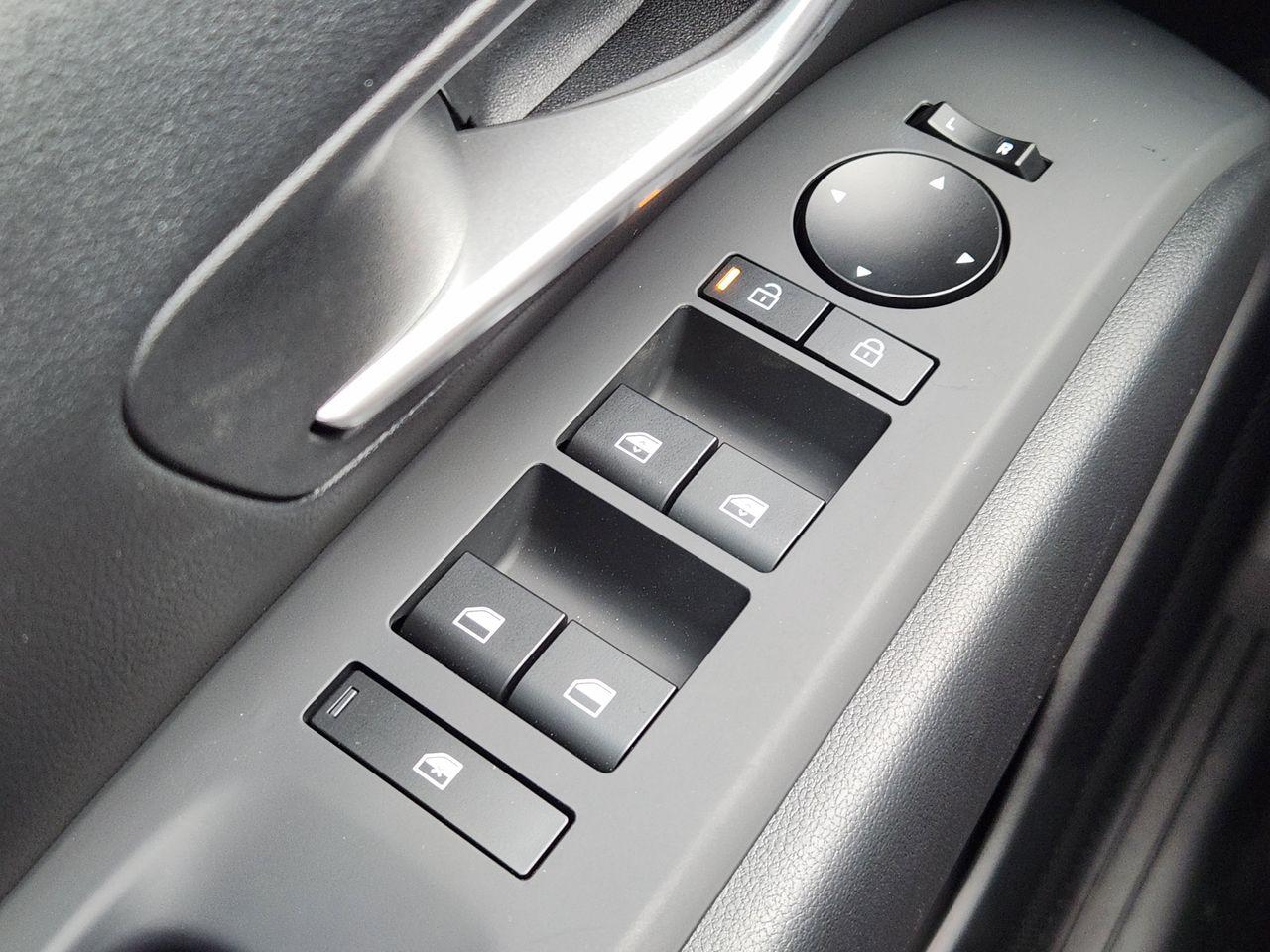 New 2026 R2T Silver Hyundai SEL FWD image 20