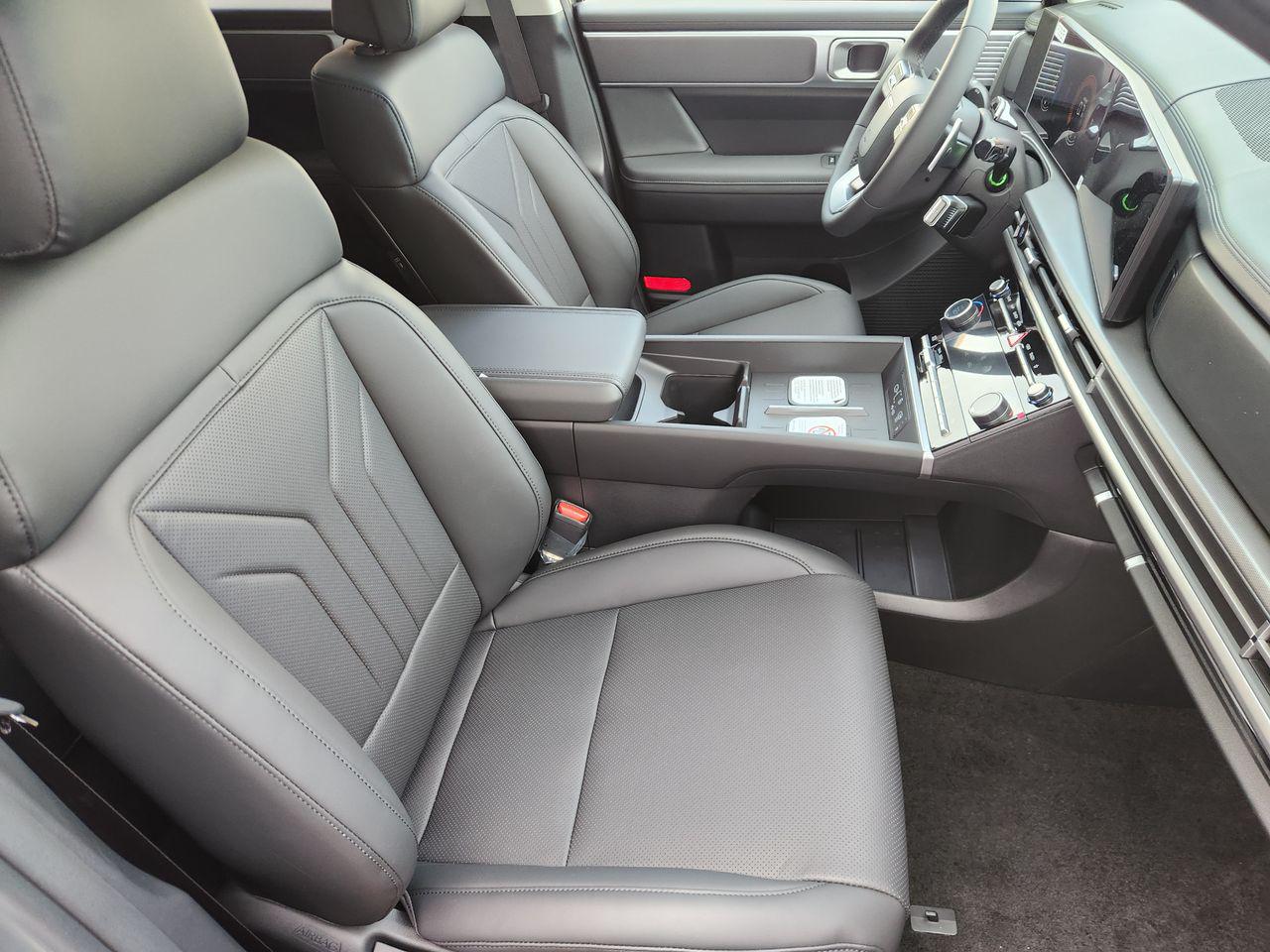 New 2026 Hampton Gray Hyundai SEL FWD image 10