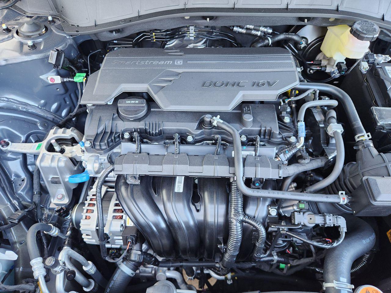 New 2026 TN6 Blue Hyundai SE FWD image 29