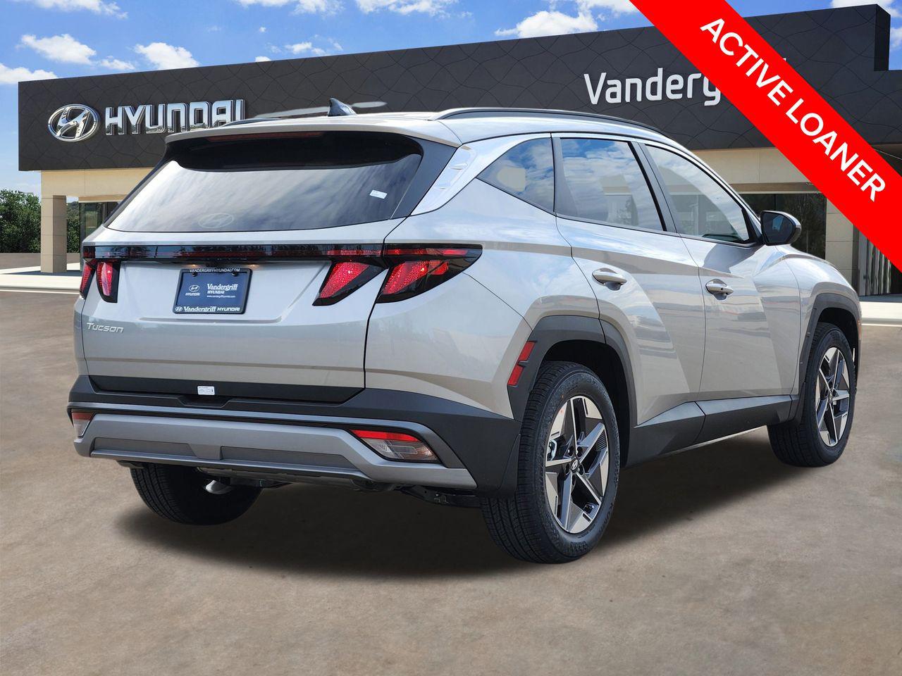 New 2026 R2T Silver Hyundai SEL FWD image 4