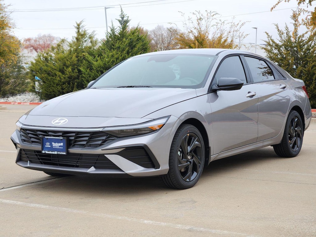 New 2026 Hyundai Elantra SEL Sport Sedan