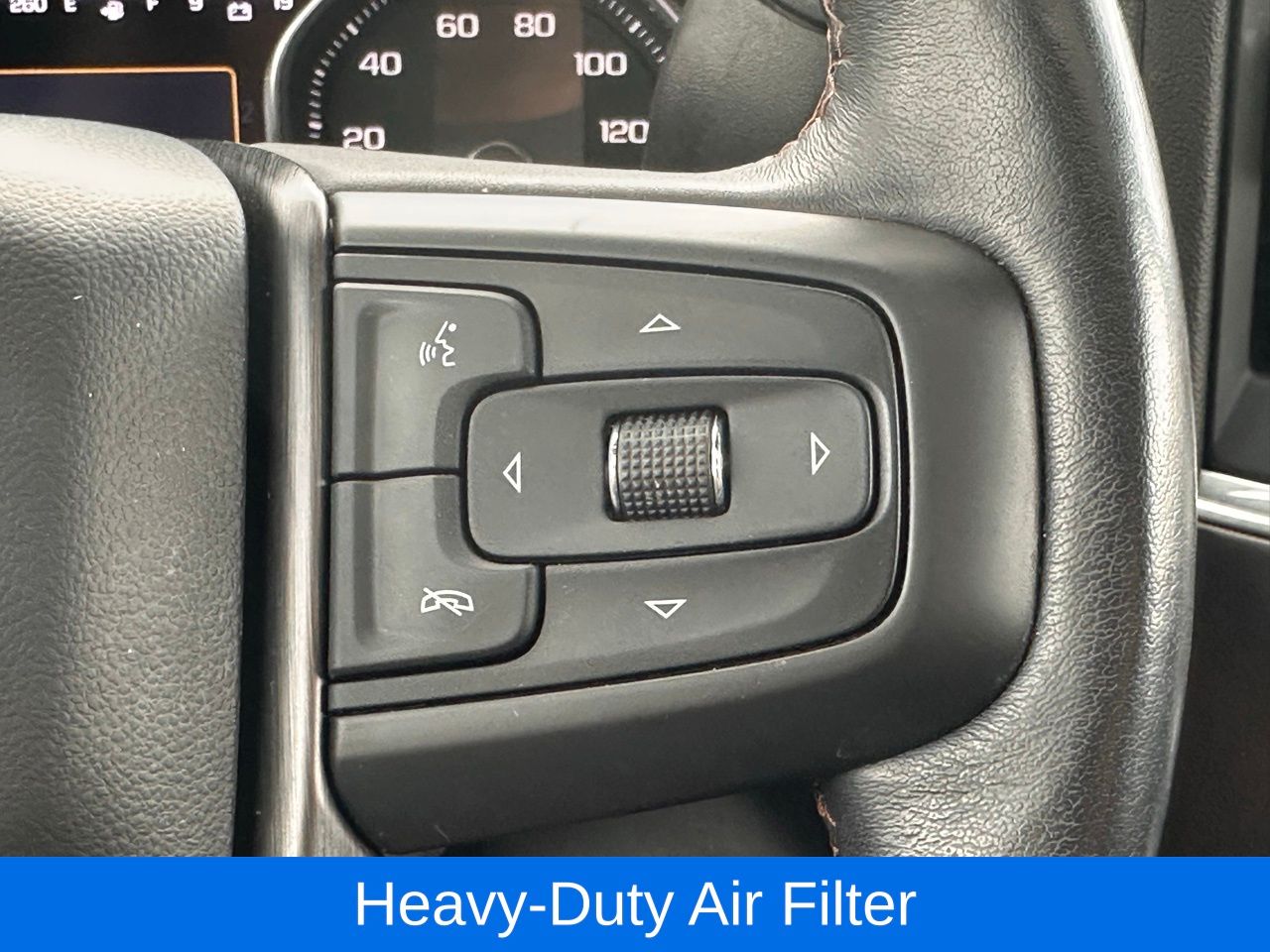 Used 2022 Summit White GMC AT4 image 30