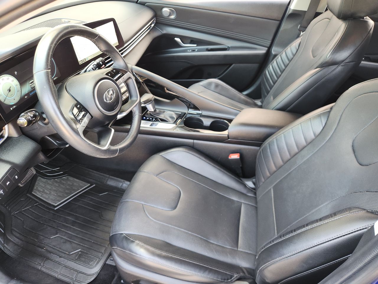 Used 2023 Intense Blue Hyundai Limited image 8