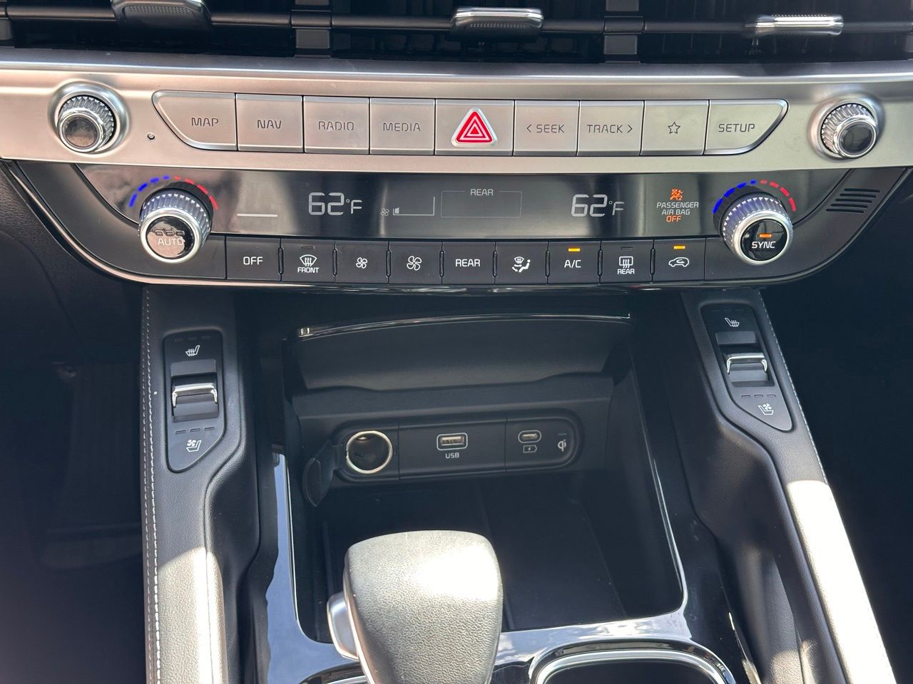 Used 2025 Ebony Black Kia EX image 34