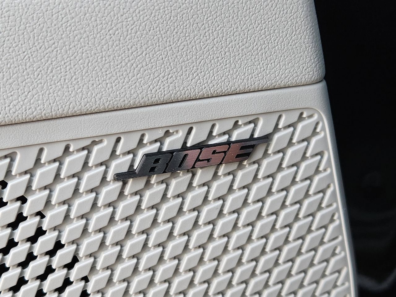 New 2026 A2B Black Hyundai Limited image 23