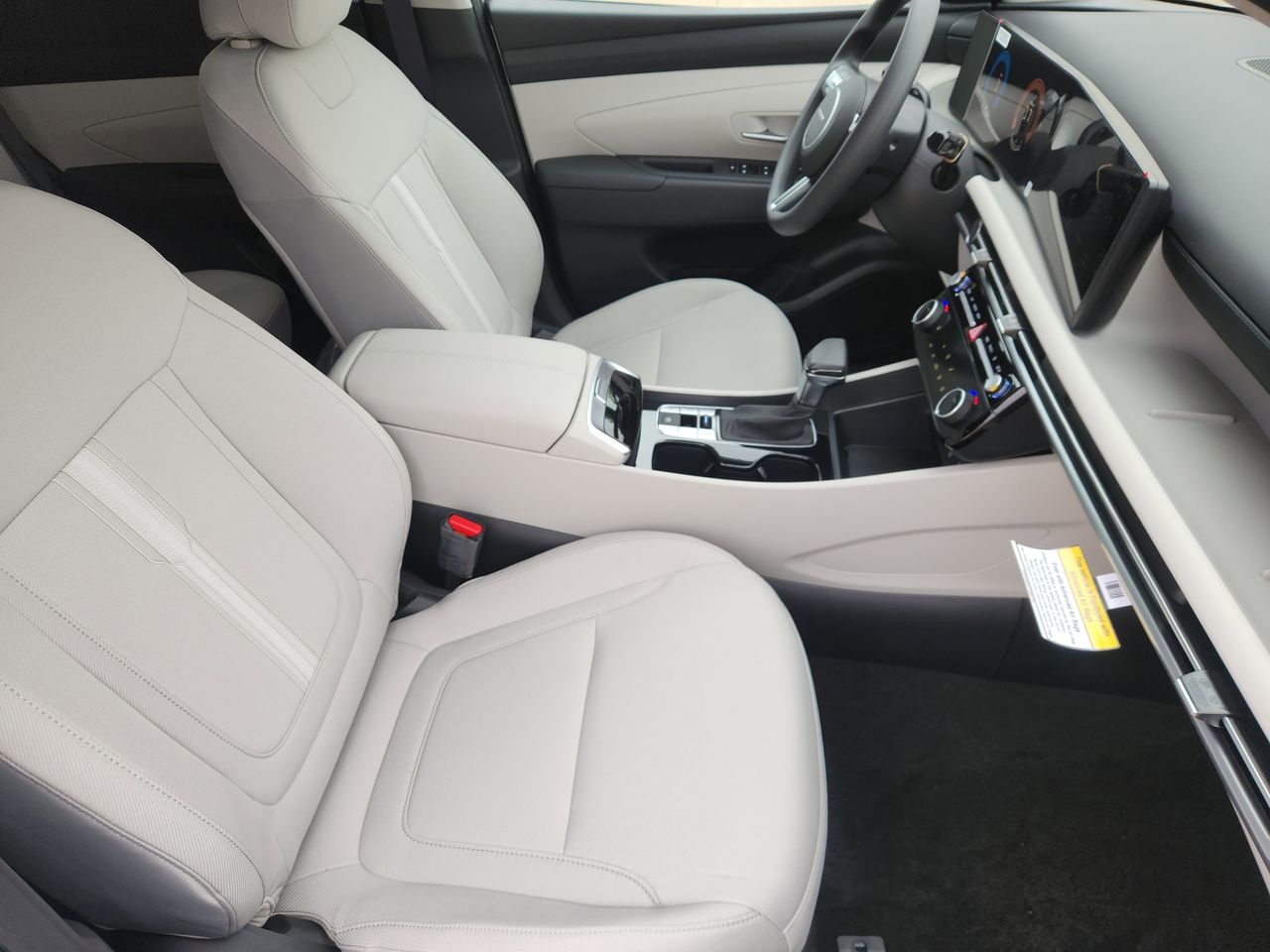 New 2026 W6H White Hyundai SEL FWD image 10