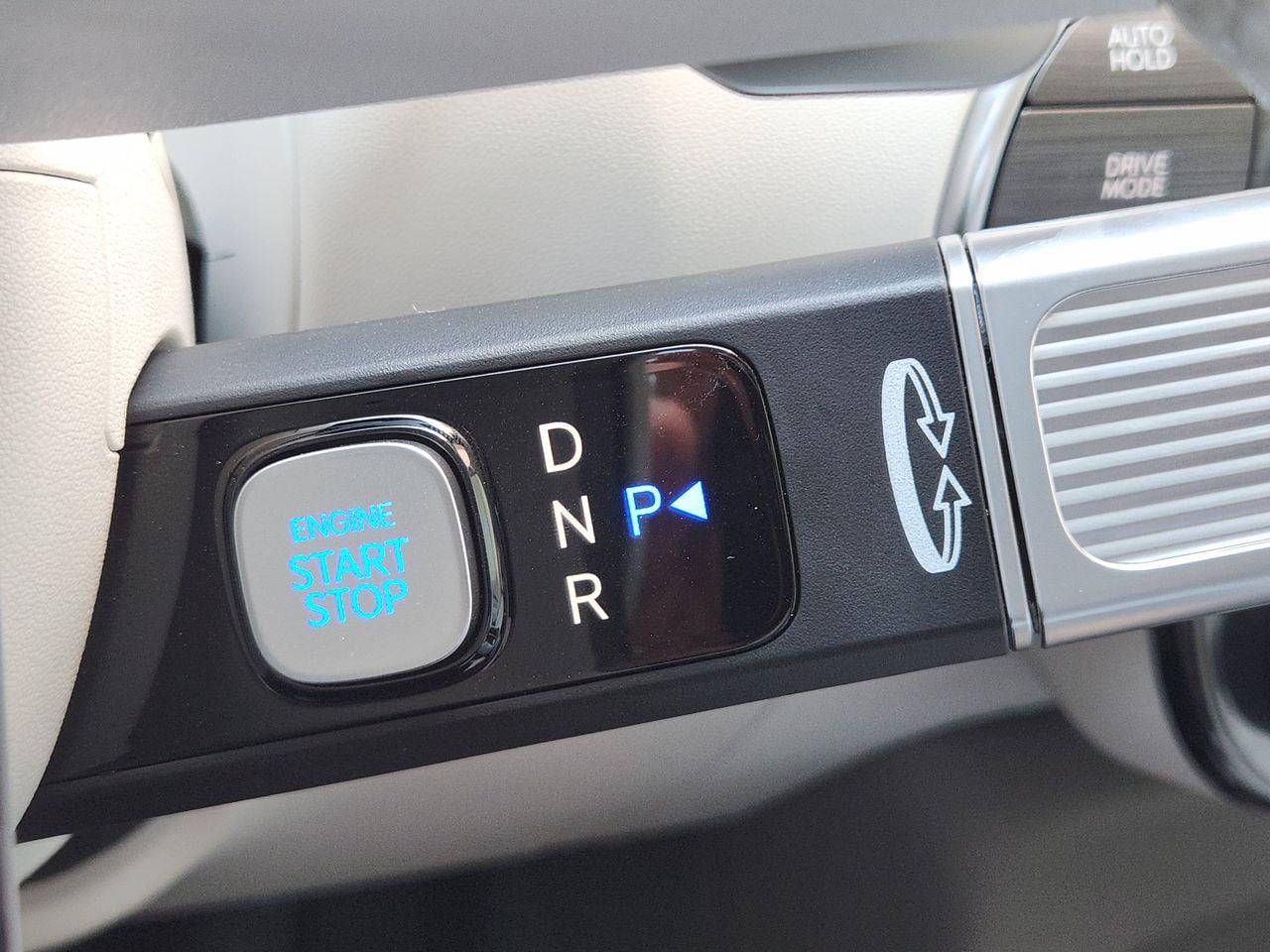 New 2027 Creamy White Pearl Hyundai Blue SEL 7P image 17