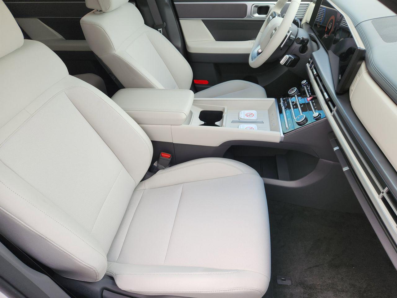 New 2026 W6H White Hyundai SE FWD image 10