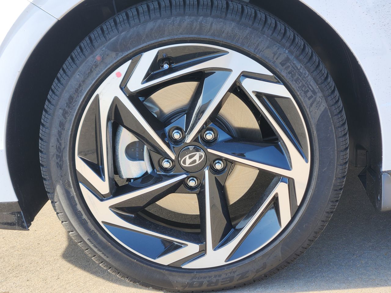 New 2026 W6H White Hyundai SEL Sport image 8