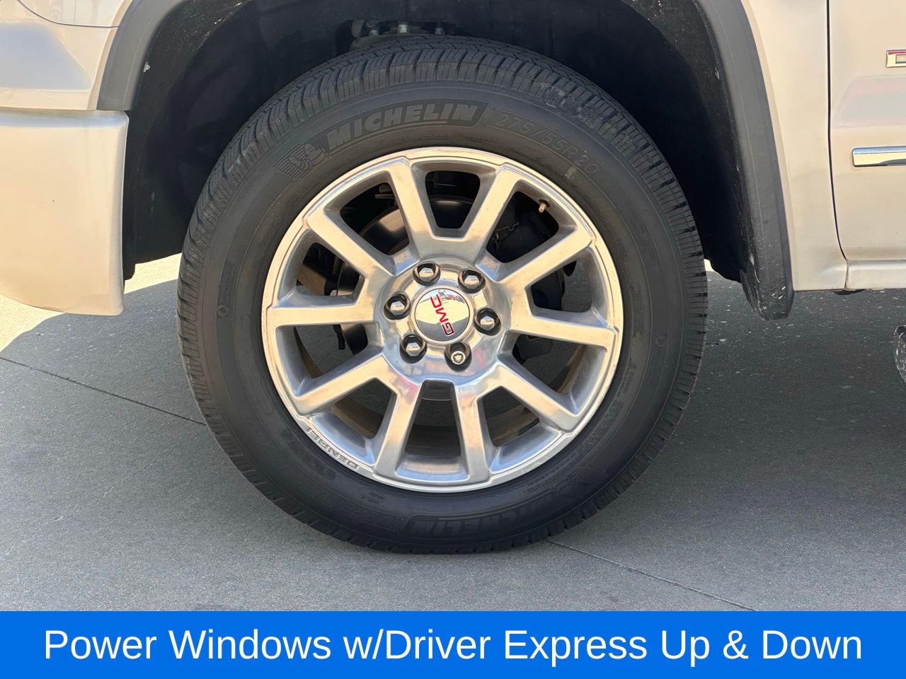 Used 2015 White Diamond Tricoat GMC Denali image 9