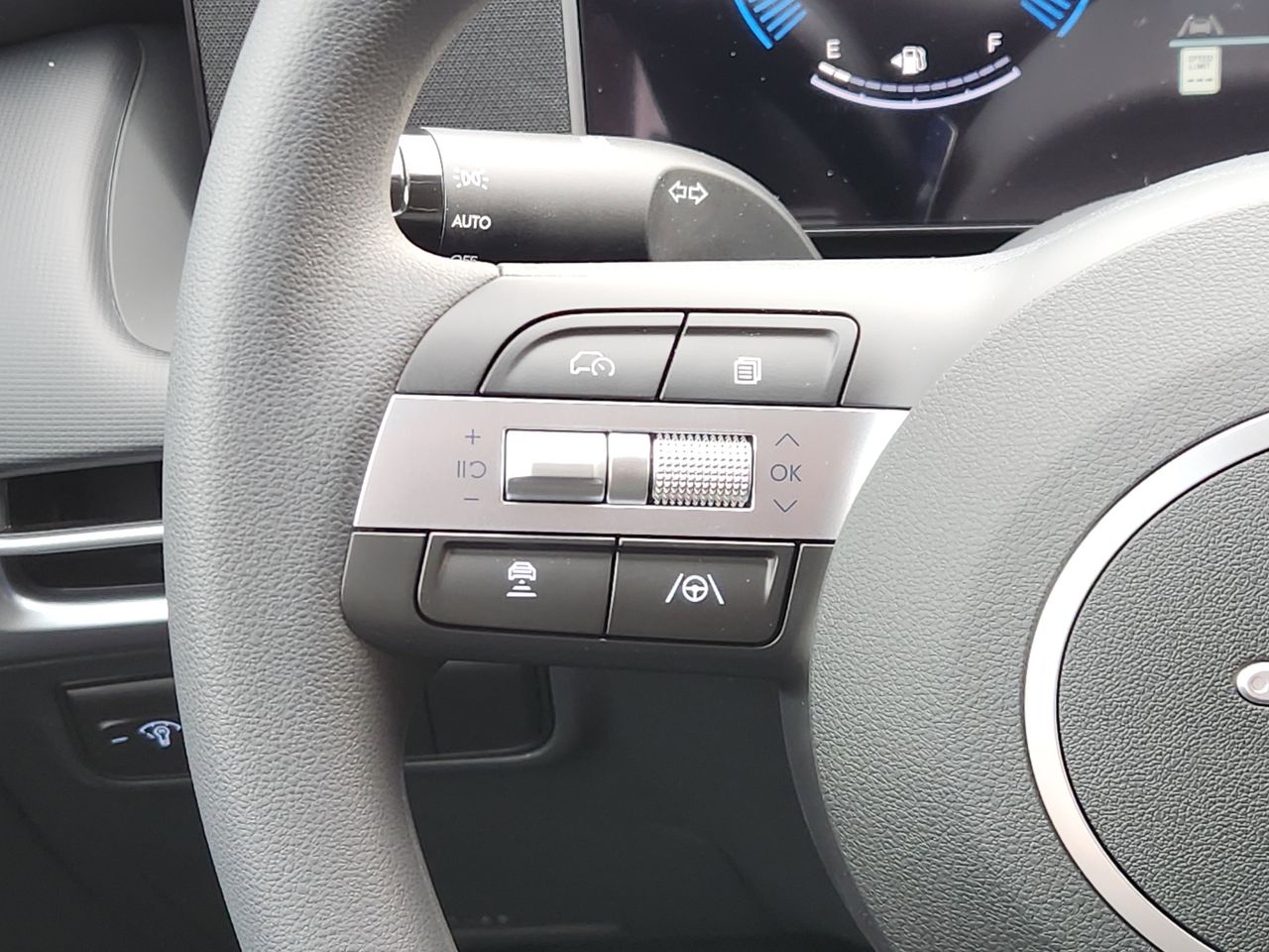 New 2026 S3B Black Hyundai SEL FWD image 26