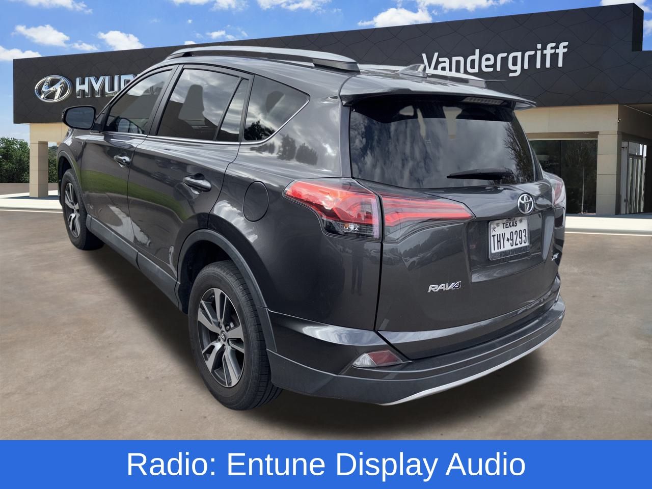 2017 Toyota RAV4 XLE photo 2