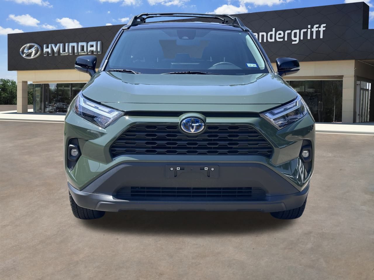 2024 Toyota RAV4 Hybrid photo 2