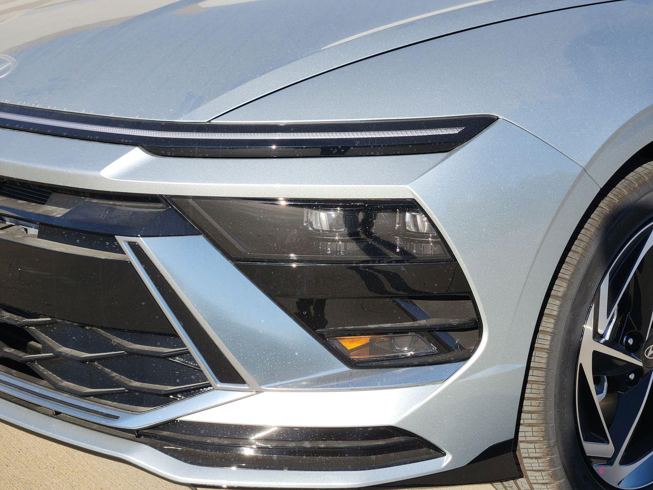 New 2026 Aero Silver Hyundai SEL Sport image 6