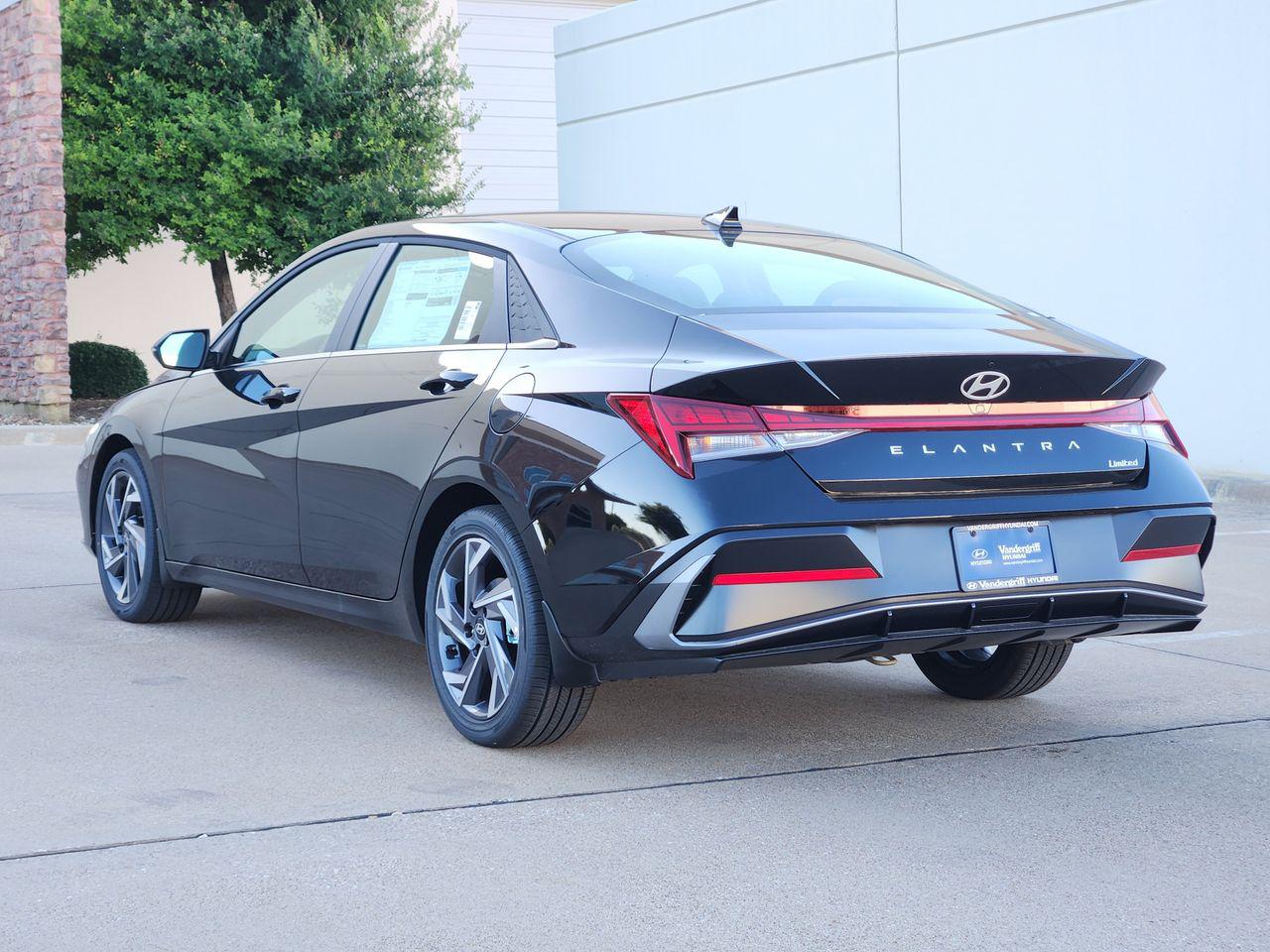 New 2026 Abyss Black Hyundai Limited image 3