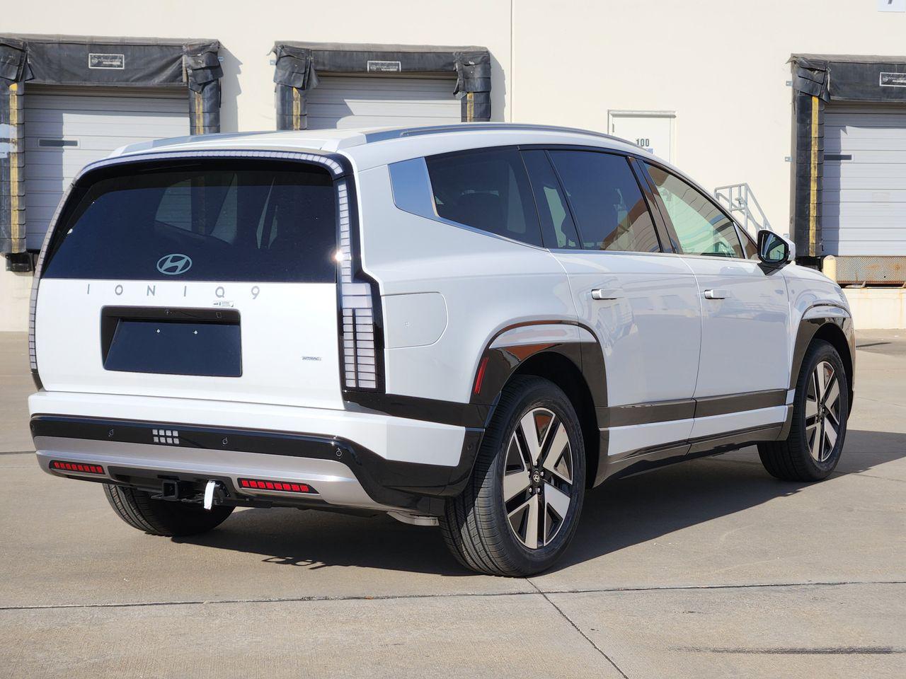 New 2026 SWP White Hyundai SEL image 4