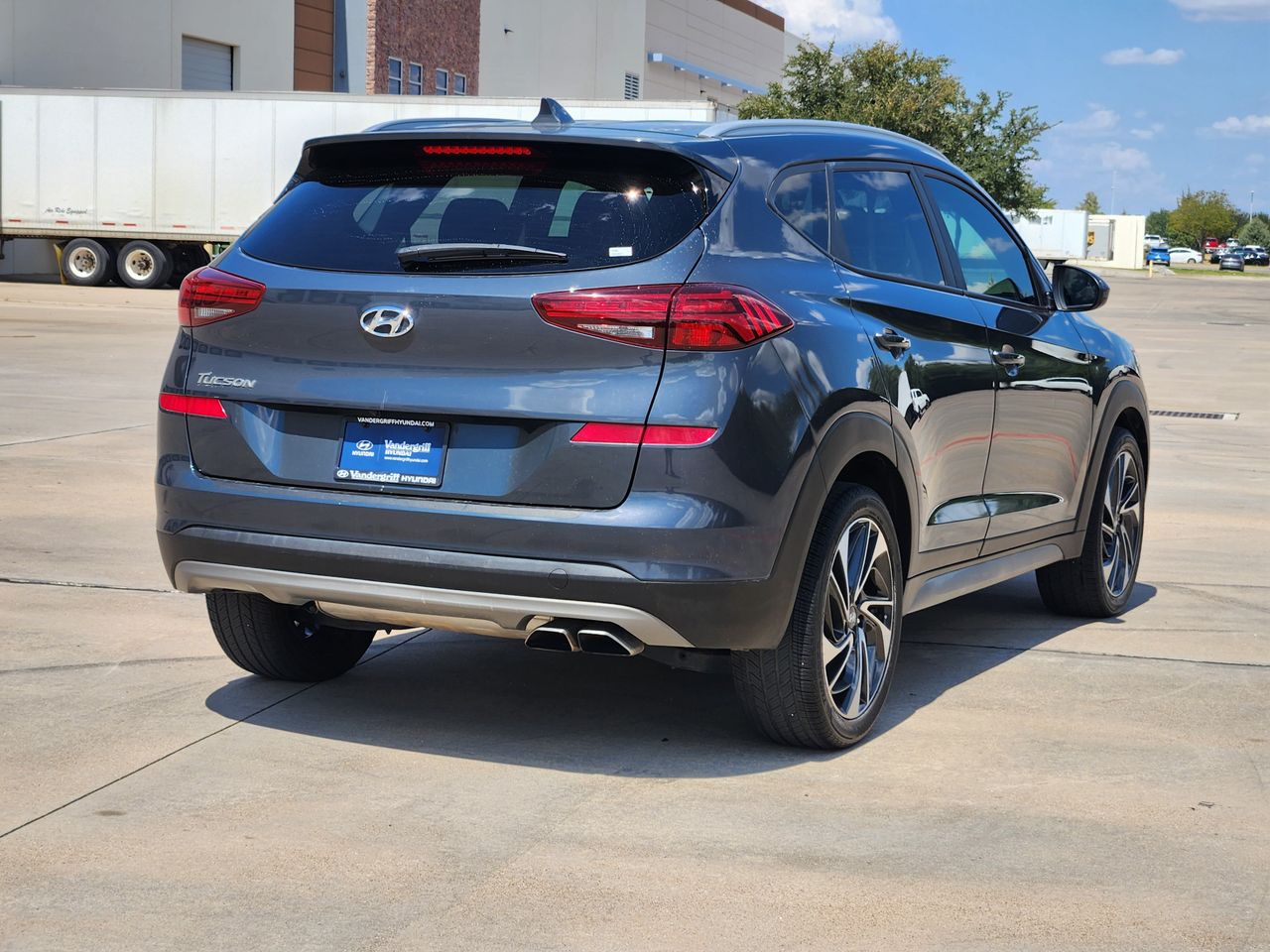 Used 2021 Dusk Blue Hyundai Sport image 4