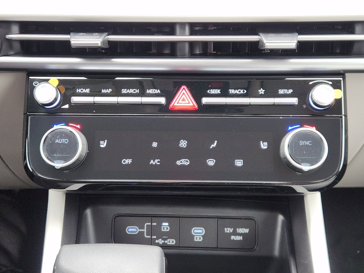 New 2026 W6H White Hyundai SEL FWD image 15