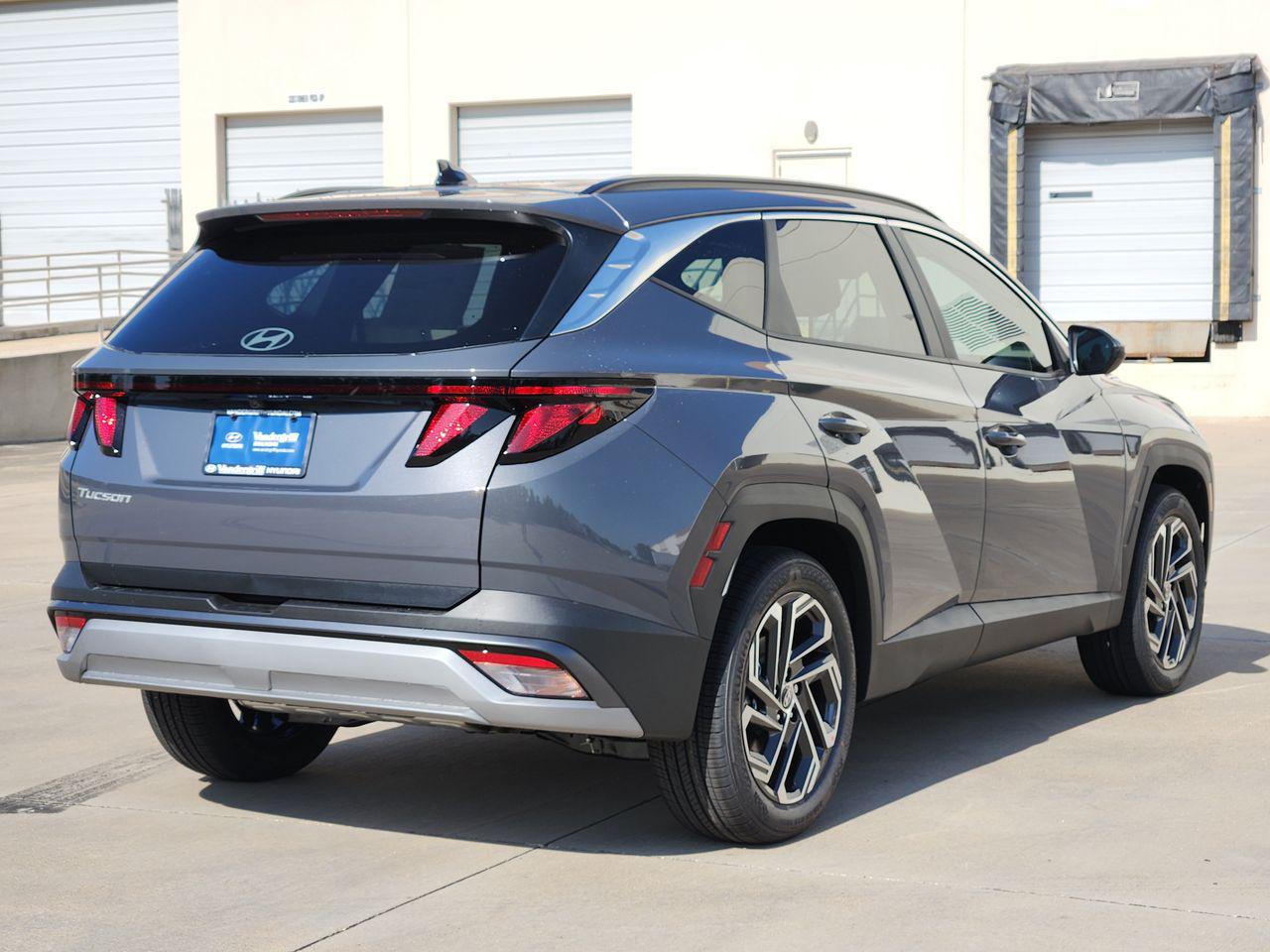 New 2026 Ecotronic Gray Hyundai SEL Plus FWD image 4