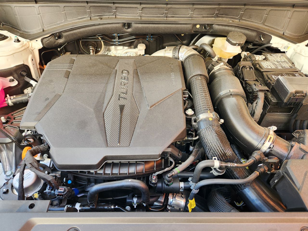 New 2026 W6H White Hyundai SE FWD image 30