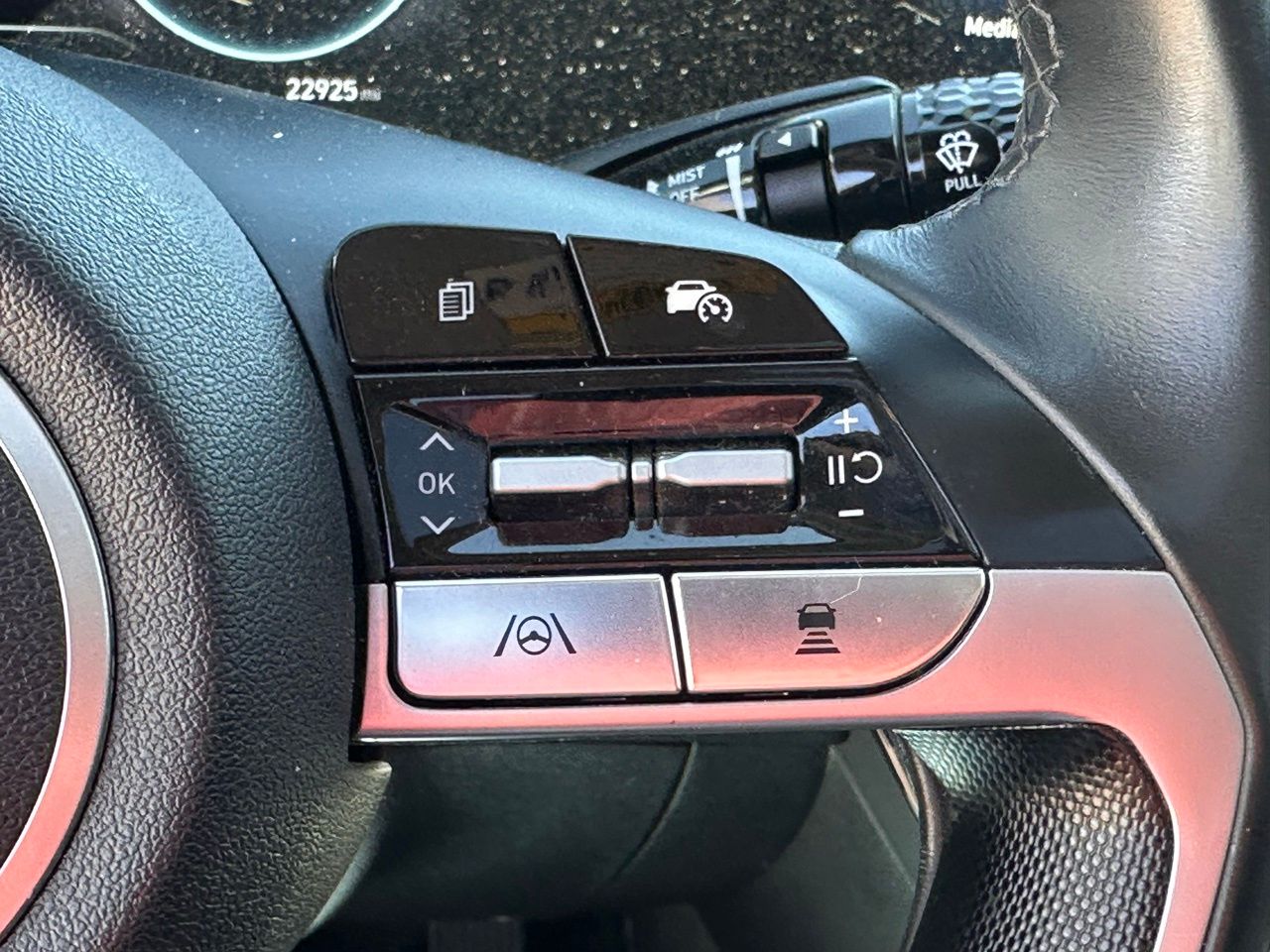 Used 2024 Ultimate Red Hyundai SEL image 20