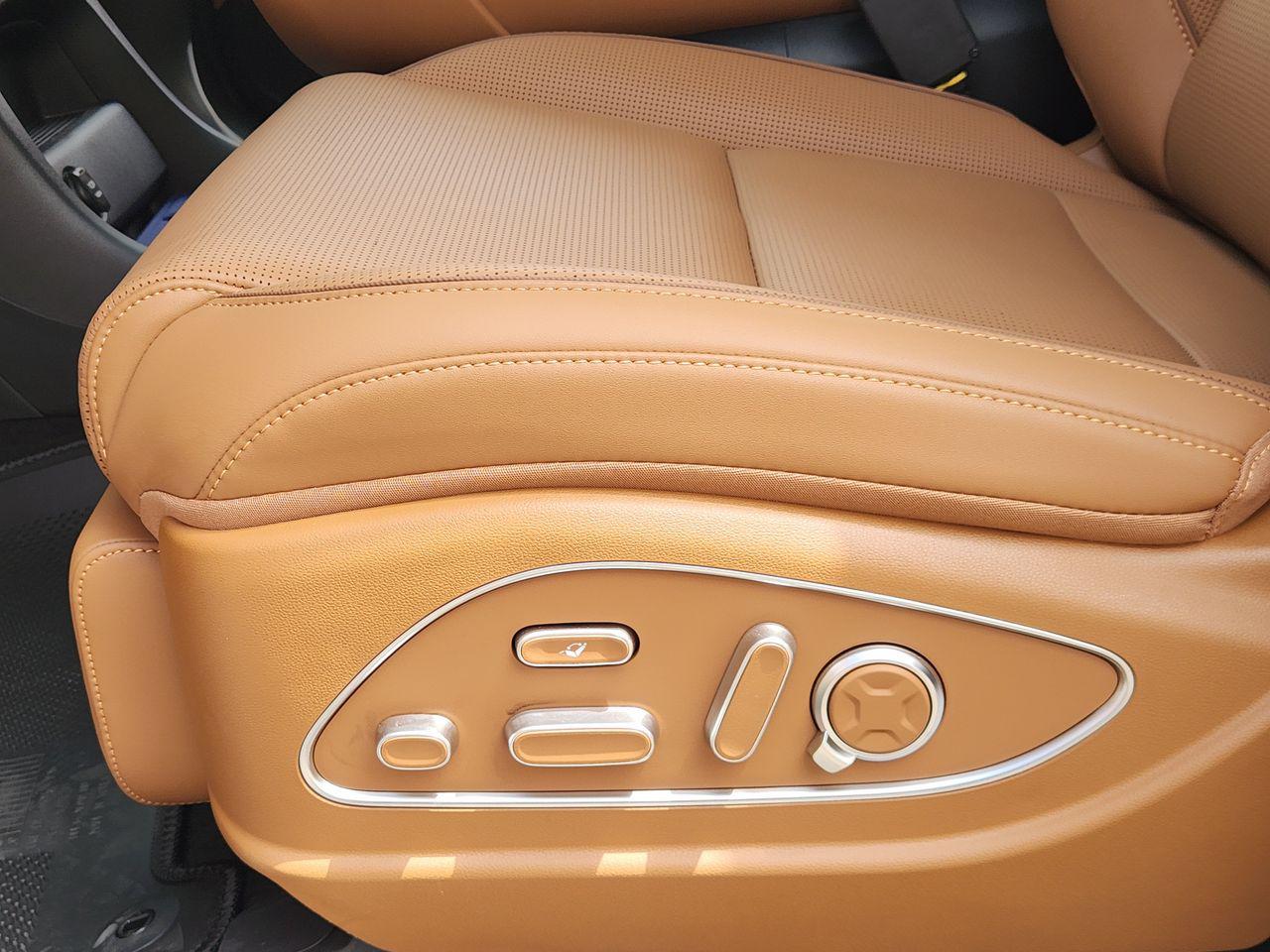 New 2027 Creamy White Pearl Hyundai Calligraphy image 23
