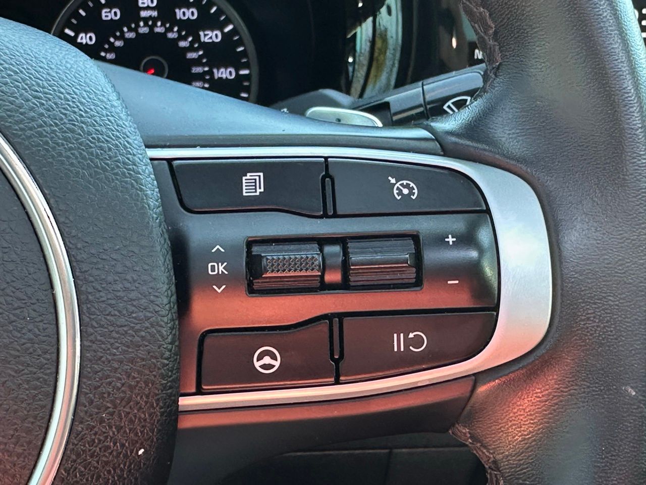 Used 2023 Sapphire Blue Kia GT image 29