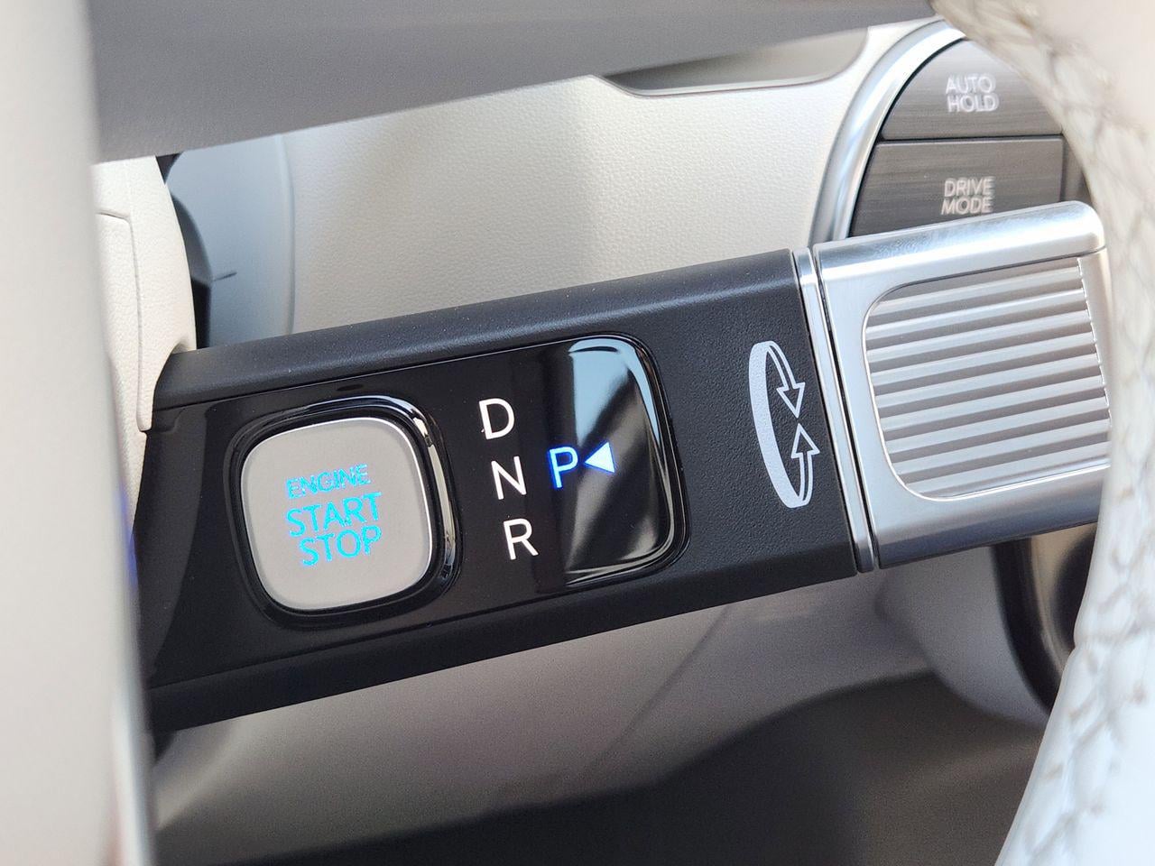 New 2026 WC9 White Hyundai SEL FWD image 17