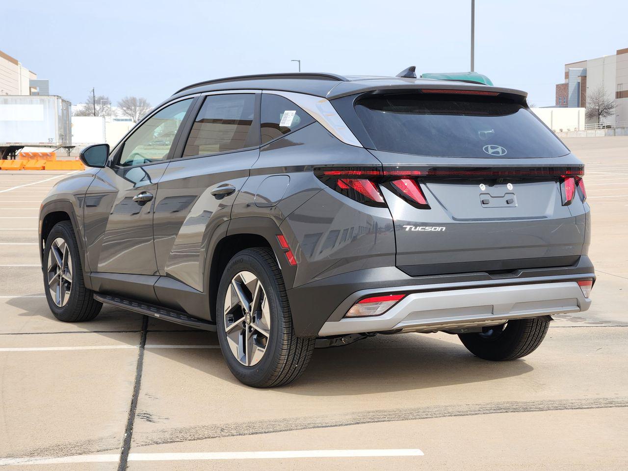 New 2026 Ecotronic Gray Hyundai SEL FWD image 3