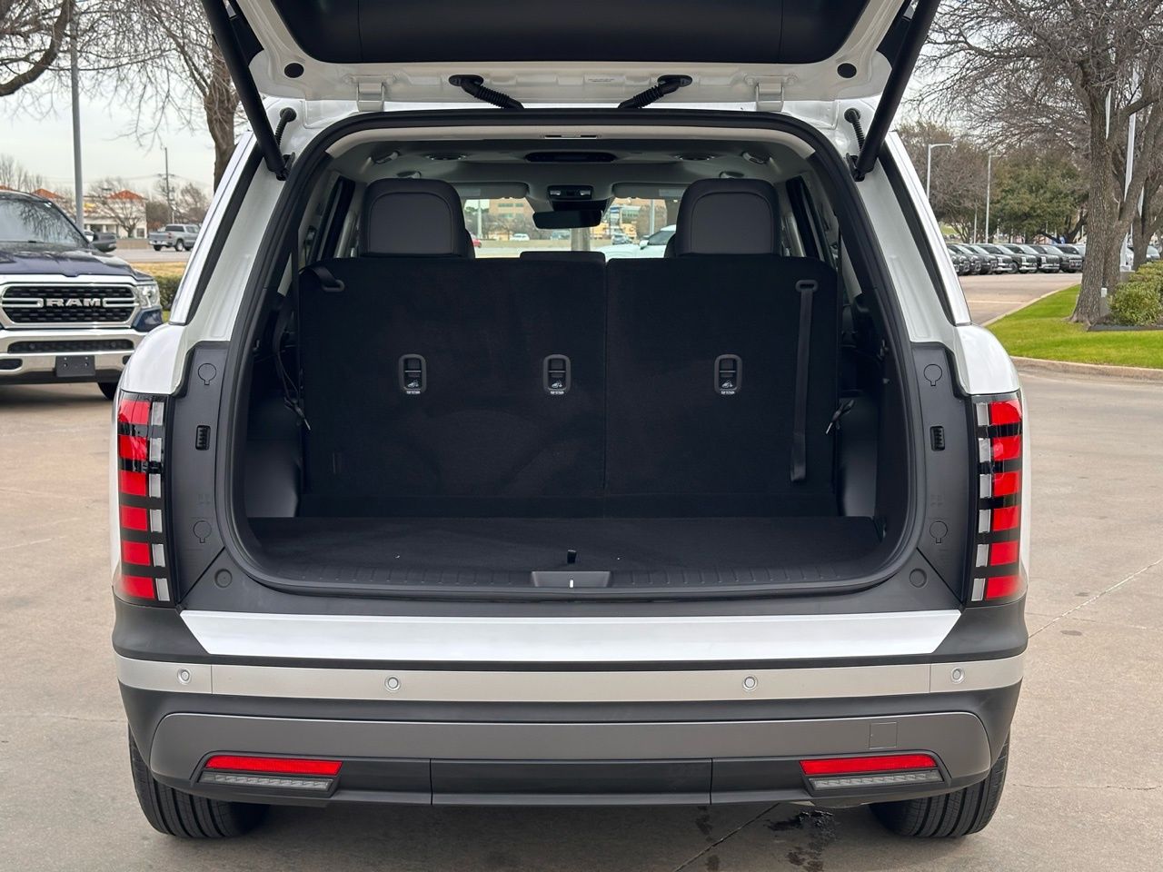 Certified Used 2026 Creamy White Pearl Hyundai Blue SEL Premium 7 Passenger image 19