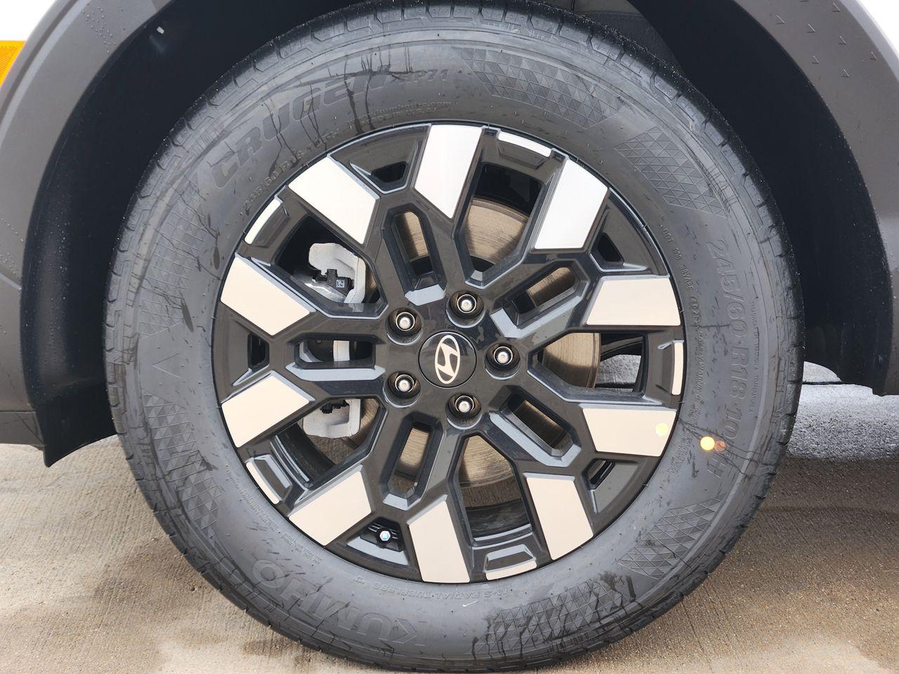 New 2026 SAW White Hyundai SEL FWD image 7