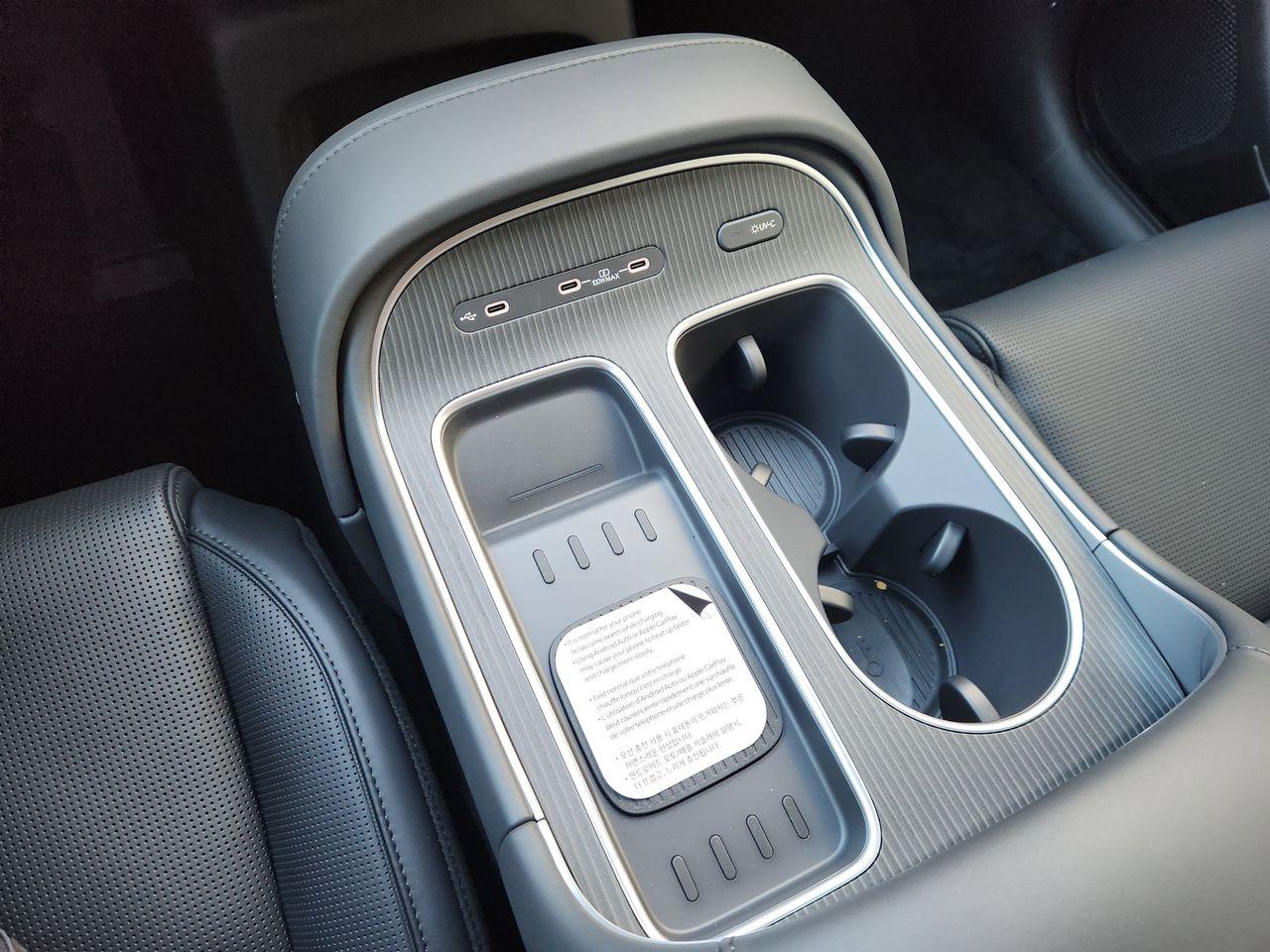 New 2026 WC9 White Hyundai Calligraphy FWD image 18