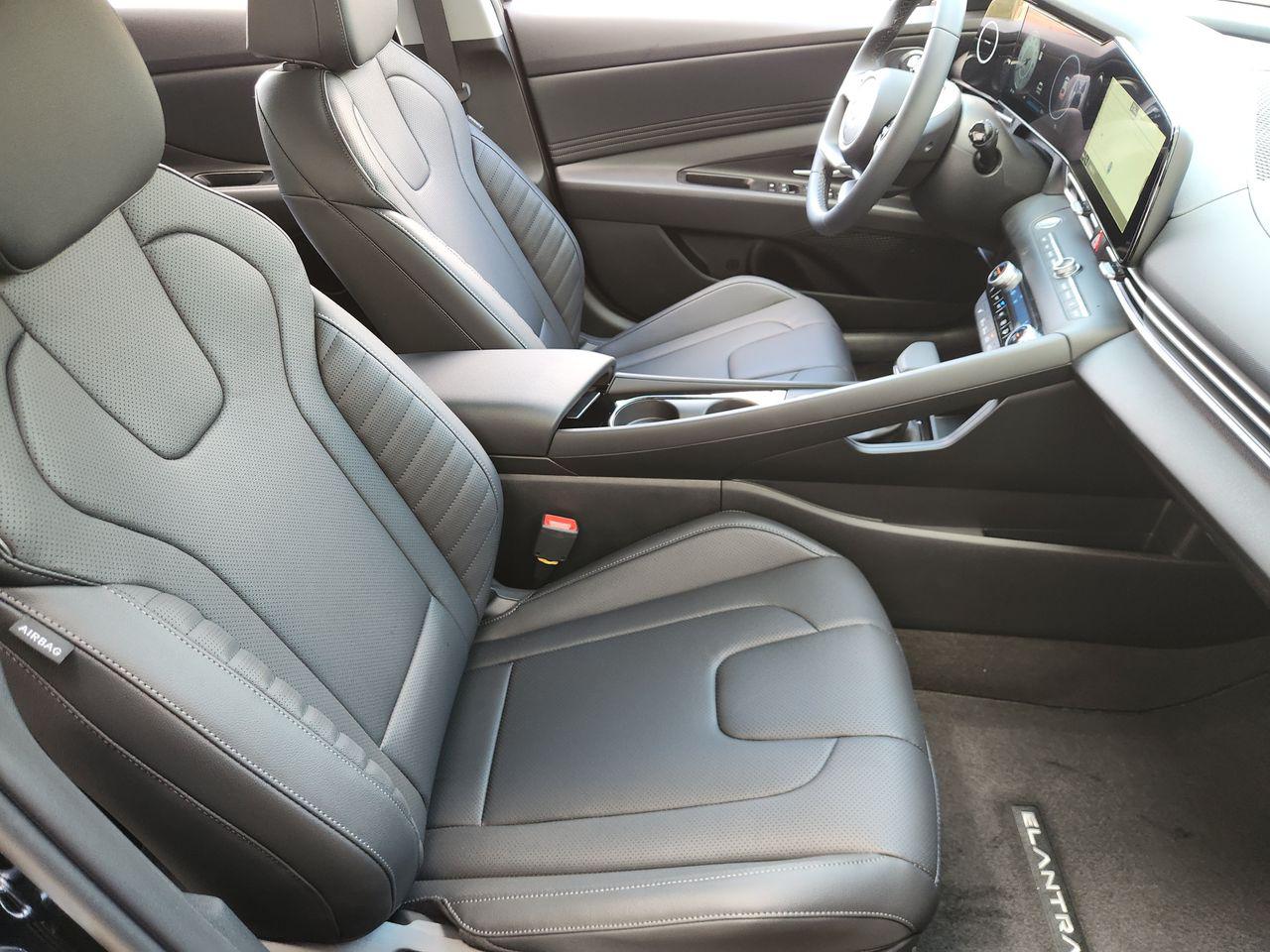 New 2026 Abyss Black Hyundai Limited image 11