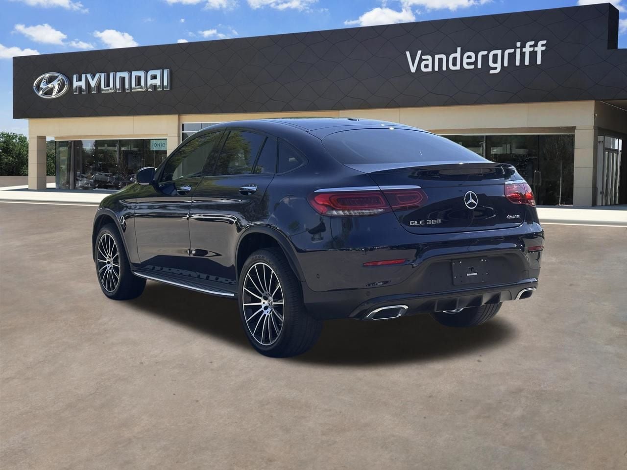 Used 2023 Nautical Blue Metallic Mercedes-Benz GLC 300 Coupe 4matic® image 10