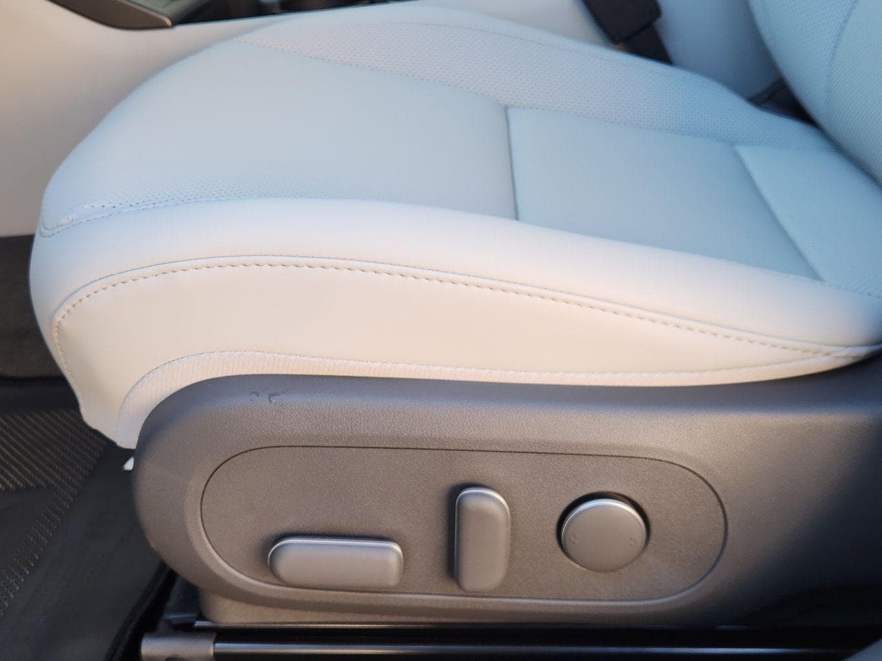 New 2026 Ecotronic Gray Pearl Hyundai SEL Premium FWD image 23