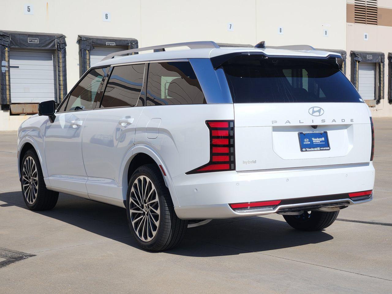New 2027 Creamy White Pearl Hyundai Calligraphy image 3