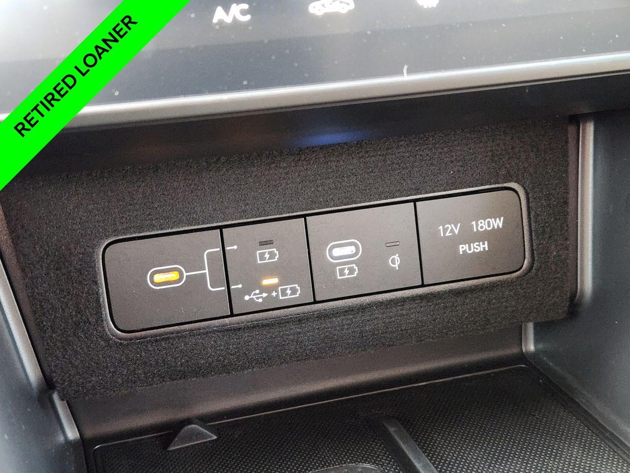 New 2025 T4A Silver Hyundai SEL Convenience image 17